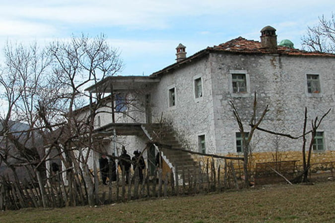 Trgovina ljudskim organima na Kosovu